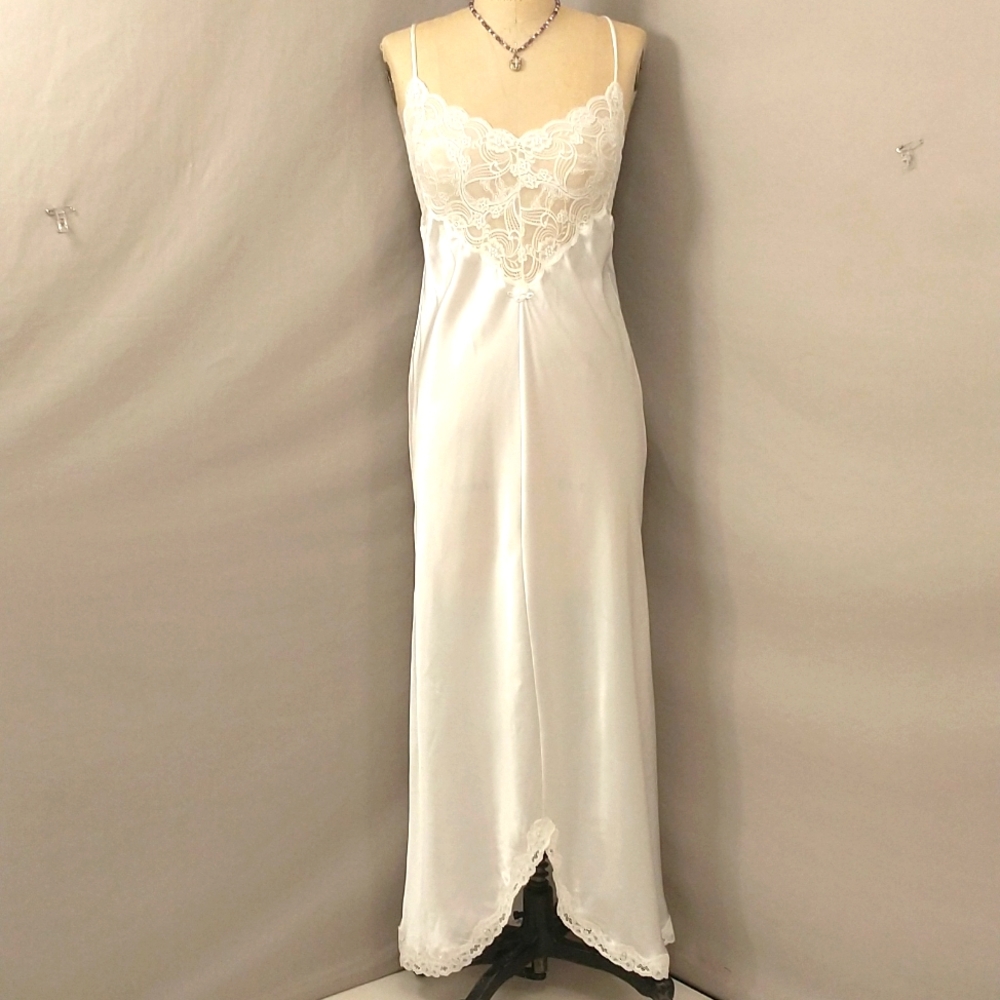 White Negligee Stretch Lace Bodice Made in USA Victorian Lace Feminine Romantic